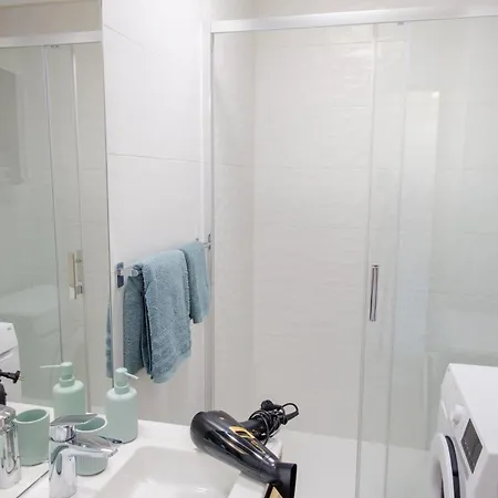 Climatisation, Parking Prive, Calme, Vue, Centre & Plage A 300M, Renove Fin 2025, En Juillet Et Aout Reservation Du Dimanche Au Dimanche Pour Eviter Les Bouchons ! Sainte-Maxime