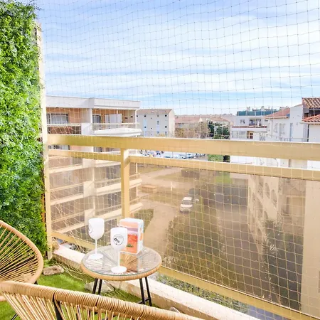 Apartment Climatisation, Parking Prive, Calme, Vue, Centre & Plage A 300M, Renove Fin 2025, En Juillet Et Aout Reservation Du Dimanche Au Dimanche Pour Eviter Les Bouchons !