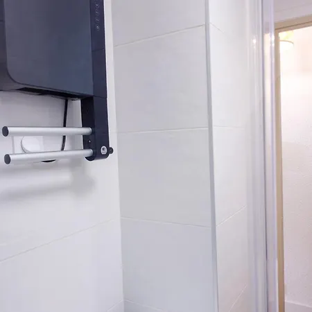 Climatisation, Parking Prive, Calme, Vue, Centre & Plage A 300M, Renove Fin 2025, En Juillet Et Aout Reservation Du Dimanche Au Dimanche Pour Eviter Les Bouchons ! *