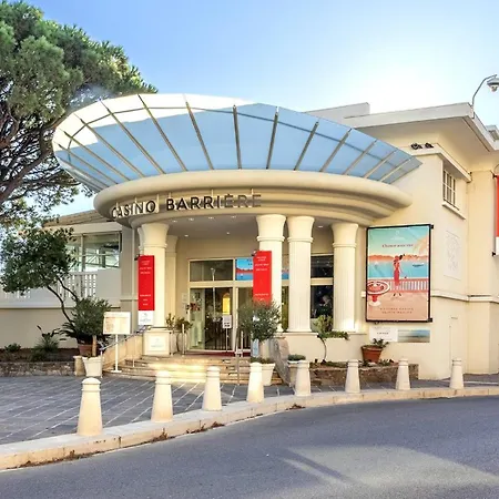 アパート Appartement Entierement Renove, Cosy Avec Parking Prive, Wifi Rapide, Climatisation, Centre-Ville Et Plage A Pieds 300M, En Juillet Et Aout, Les Reservations Se Font Du Dimanche Au Dimanche Pour Eviter La Circulation