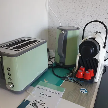 Appartement Entierement Renove, Cosy Avec Parking Prive, Wifi Rapide, Climatisation, Centre-Ville Et Plage A Pieds 300M, En Juillet Et Aout, Les Reservations Se Font Du Dimanche Au Dimanche Pour Eviter La Circulation شقة *