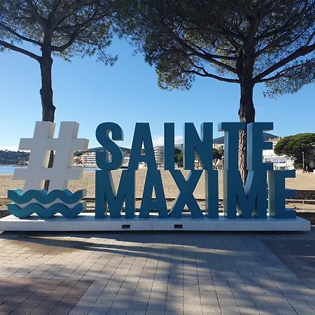 Apartment Clim, Parking Prive, Wifi, A Pied 300m, Renove 2025, En Juillet Et Aout, Les Reservations Se Font Du Dimanche Au Dimanche Pour Eviter La Circulation *