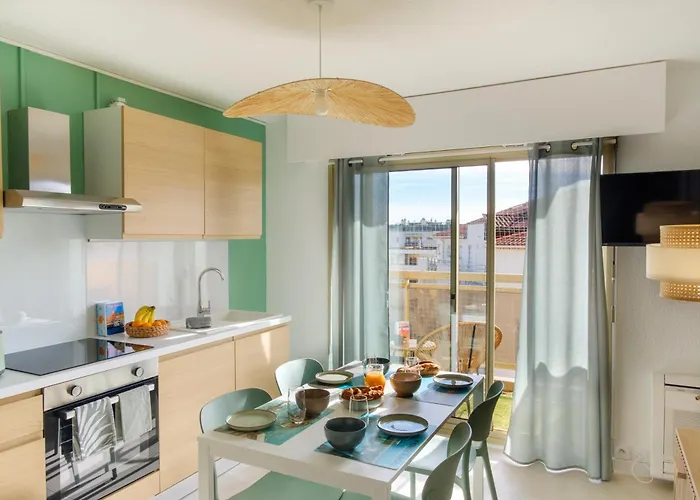 Cosy, Renove, Avec Wifi Rapide, Parking Prive, Climatisation, Calme, Vue, Centre & A 300m, Renove Fin 2025, En Juillet Et Aout, Les Reservation Se Font Du Dimanche Au Dimanche Pour Eviter Les Bouchons Apartment *